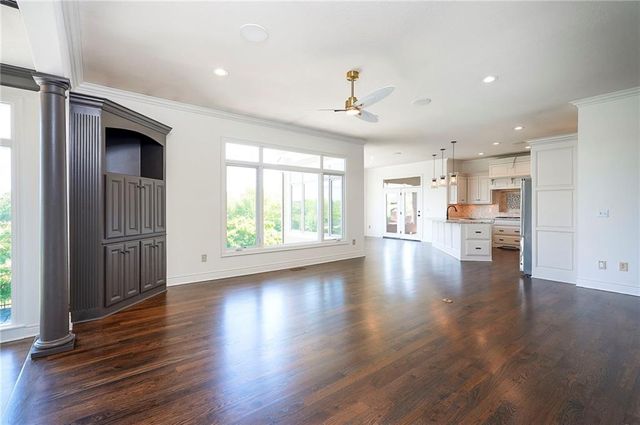 15225 Perry Street, Overland Park, KS 66221