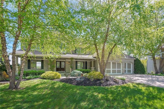 15225 Perry Street, Overland Park, KS 66221