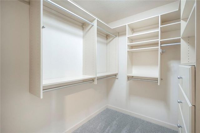 15225 Perry Street, Overland Park, KS 66221