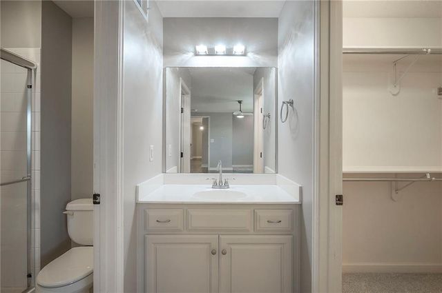 15225 Perry Street, Overland Park, KS 66221