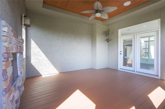 15225 Perry Street, Overland Park, KS 66221