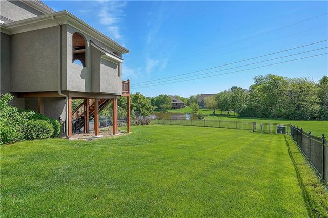 15225 Perry Street, Overland Park, KS 66221