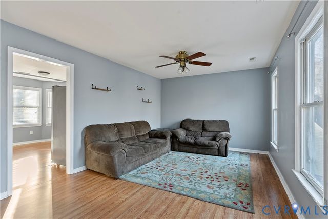 6903 Whistlers Cove Dr, Chesterfield, VA 23112