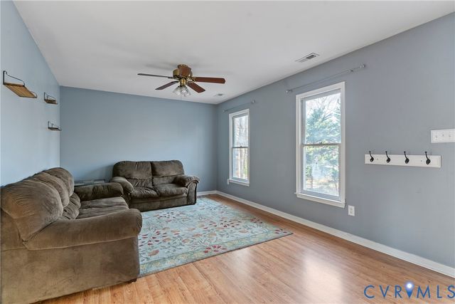 6903 Whistlers Cove Dr, Chesterfield, VA 23112