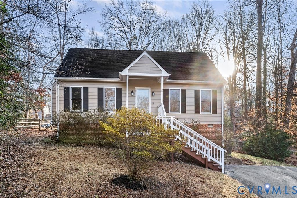 6903 Whistlers Cove Dr, Chesterfield, VA 23112