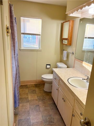 806 Gwenn Street, Springdale, AR 72762