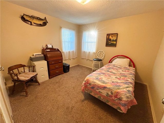 806 Gwenn Street, Springdale, AR 72762