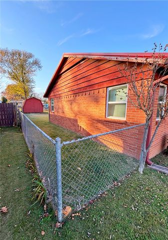 806 Gwenn Street, Springdale, AR 72762