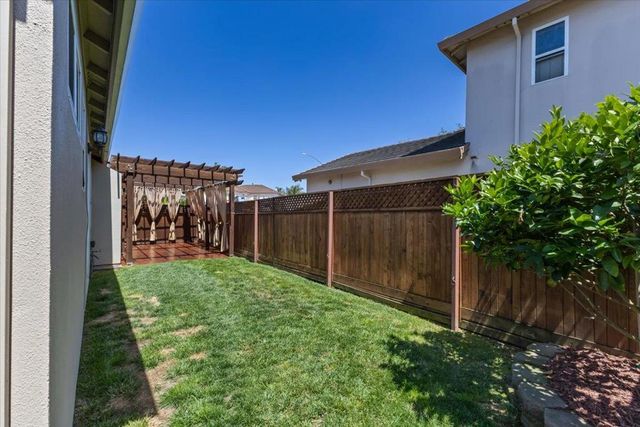 1858 Buckingham Drive, Salinas, CA 93906