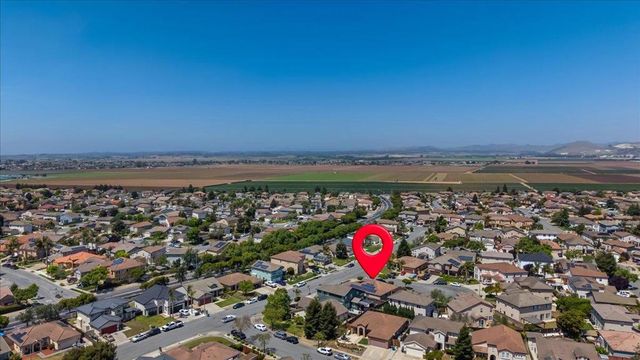 1858 Buckingham Drive, Salinas, CA 93906