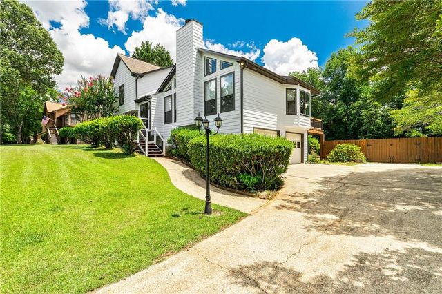 1330 Taramore Drive, Suwanee, GA 30024