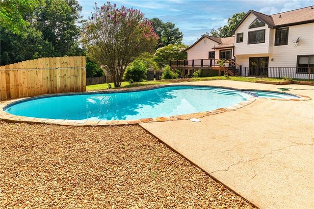 1330 Taramore Drive, Suwanee, GA 30024