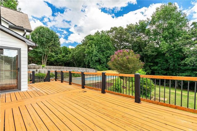 1330 Taramore Drive, Suwanee, GA 30024