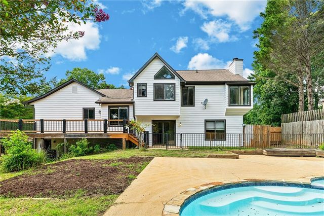 1330 Taramore Drive, Suwanee, GA 30024