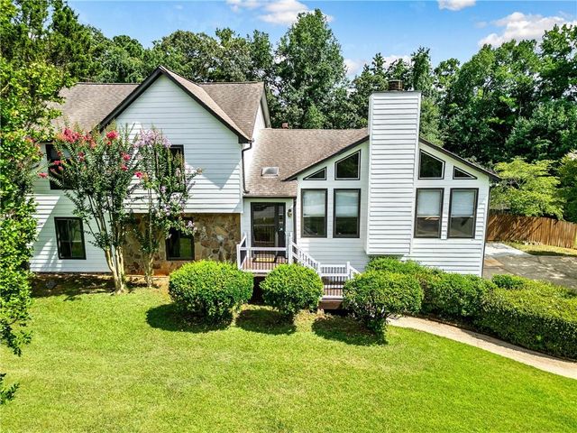 1330 Taramore Drive, Suwanee, GA 30024