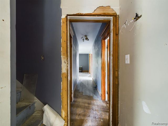 821 M L King Avenue, Flint, MI 48503