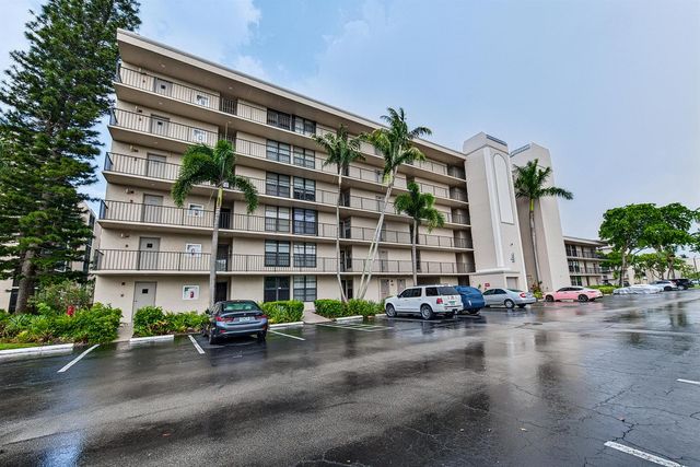 4 ROYAL PALM Way 3020, Boca Raton, FL 33432
