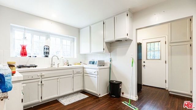 5528 Willowcrest Avenue, North Hollywood (los Angeles), CA 91601