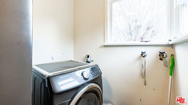 5528 Willowcrest Avenue, North Hollywood (los Angeles), CA 91601