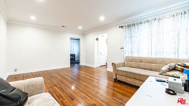 5528 Willowcrest Avenue, North Hollywood (los Angeles), CA 91601