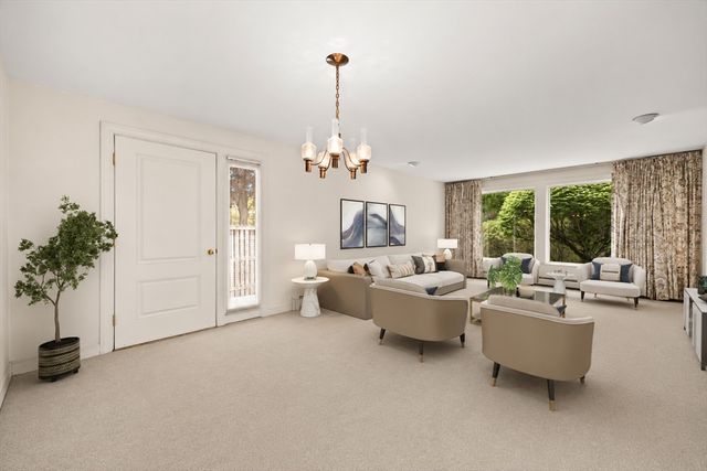 12 Roberts Road, Canton, MA 02021