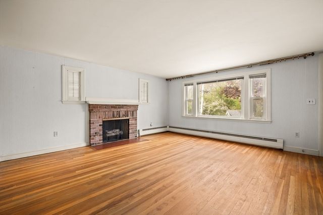 12 Roberts Road, Canton, MA 02021