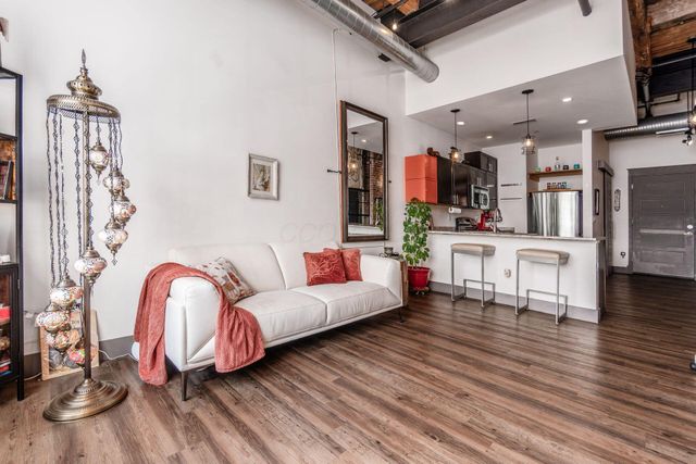570 S Front Street, 211, Columbus, OH 43215