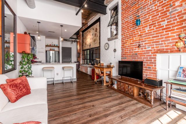 570 S Front Street, 211, Columbus, OH 43215