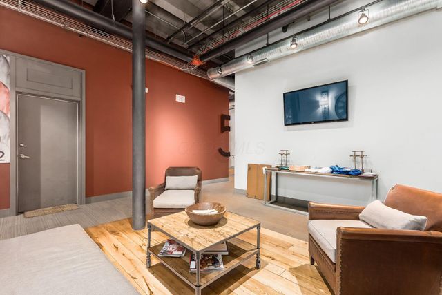 570 S Front Street, 211, Columbus, OH 43215