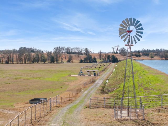 1700 Fm 1995, Van, TX 75790