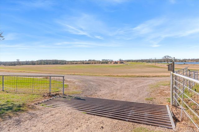 1700 Fm 1995, Van, TX 75790