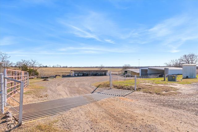 1700 Fm 1995, Van, TX 75790