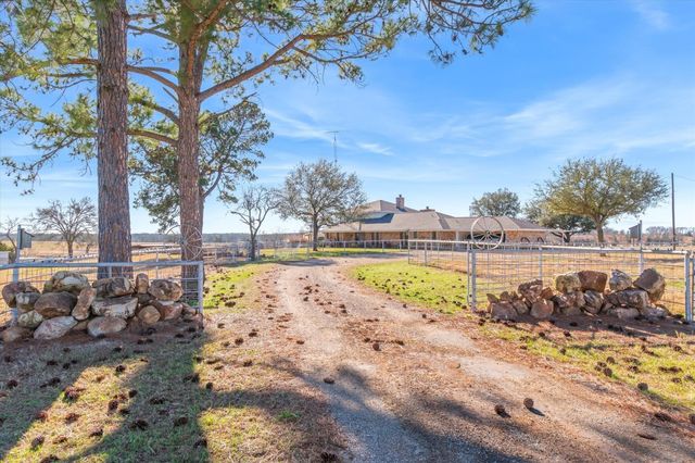 1700 Fm 1995, Van, TX 75790