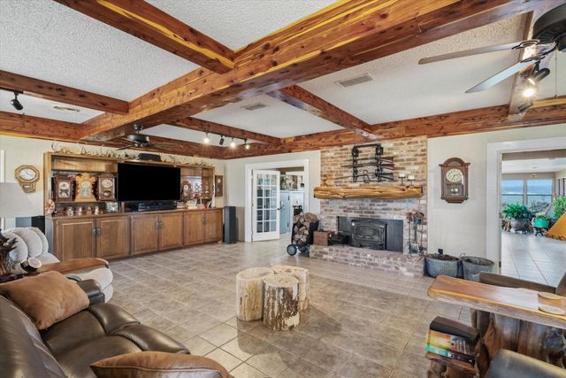 1700 Fm 1995, Van, TX 75790