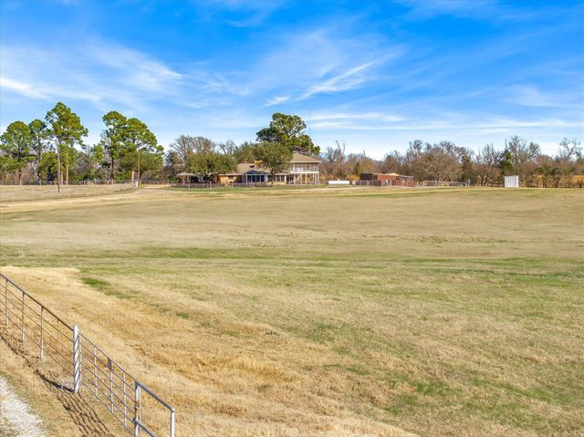 1700 Fm 1995, Van, TX 75790