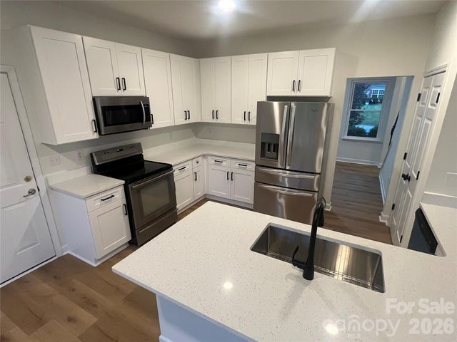 4220 Sebring Court SW, Concord, NC 28025
