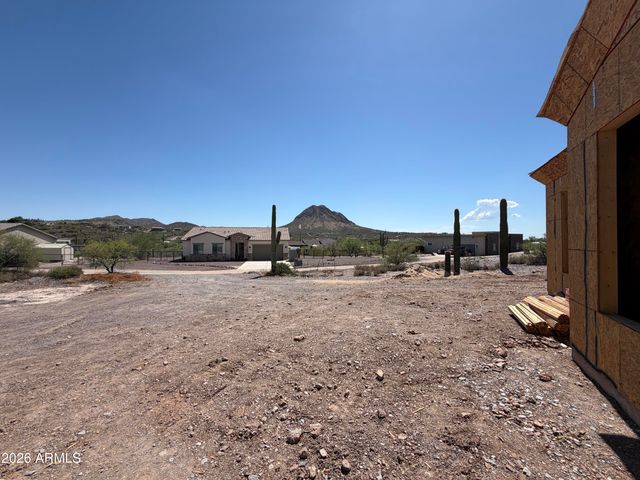 48328 N 27TH Avenue, New River, AZ 85087