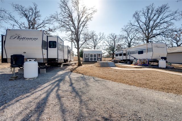 11776 E US Highway 82, Whitesboro, TX 76273