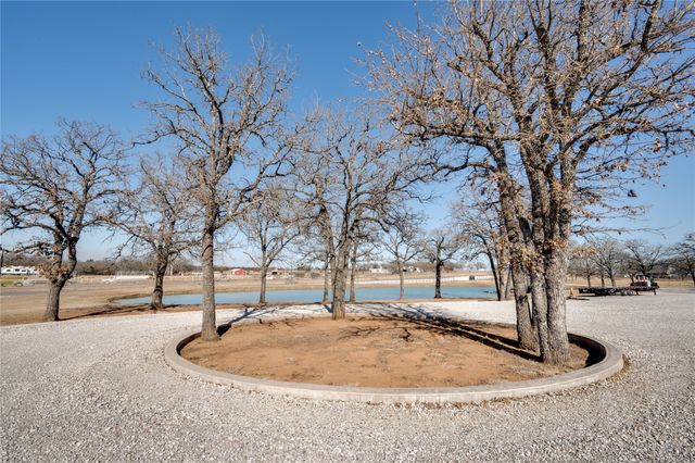 11776 E US Highway 82, Whitesboro, TX 76273