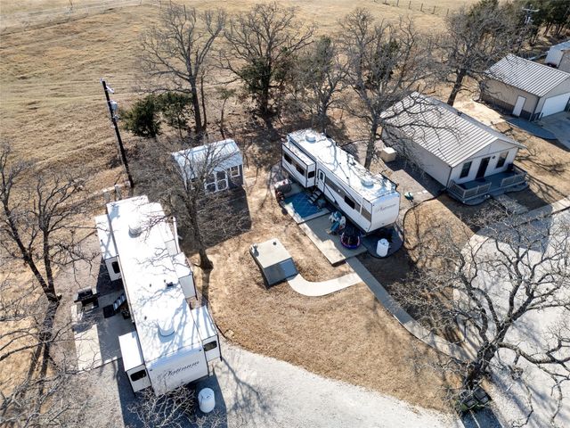 11776 E US Highway 82, Whitesboro, TX 76273