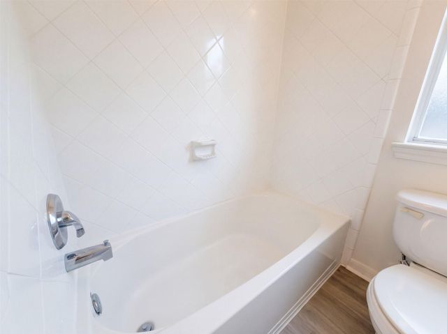 9019 Sunny Ridge Drive, Houston, TX 77095