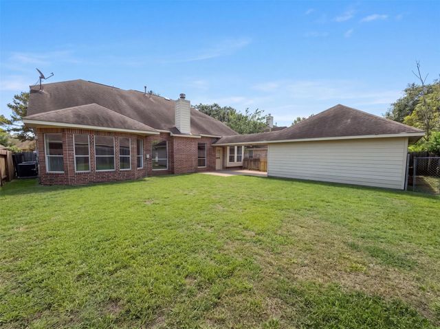9019 Sunny Ridge Drive, Houston, TX 77095