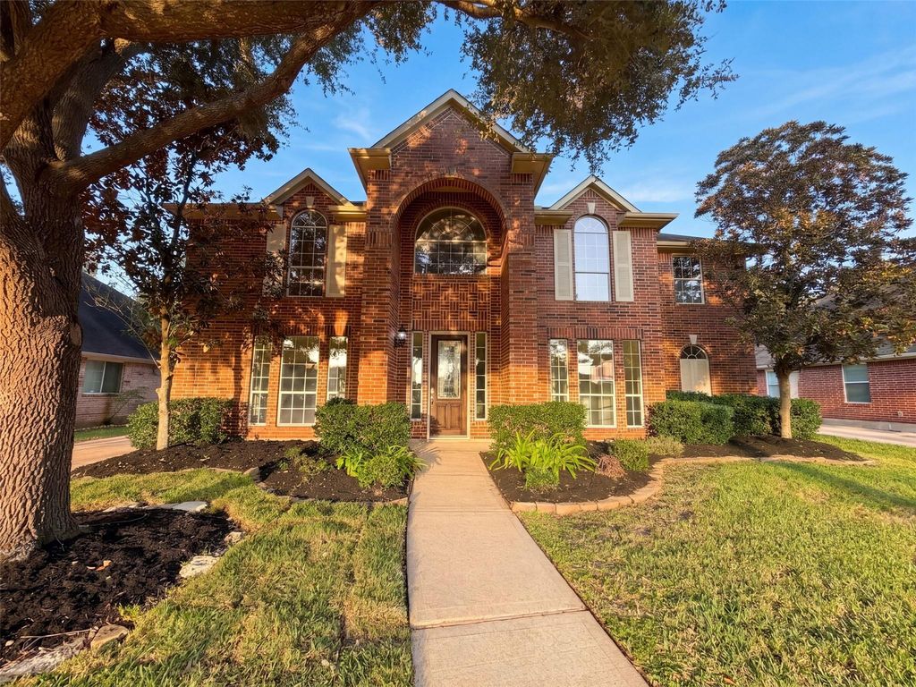 9019 Sunny Ridge Drive, Houston, TX 77095