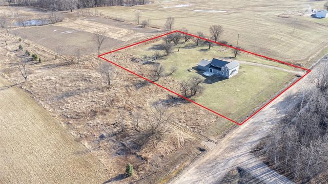 10282 7 Mile Road, Evart, MI 49631