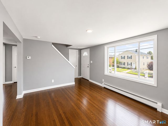 59 Carnegie Avenue, Bridgeport, CT 06610