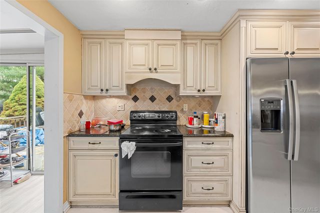 147 Horseblock Road, Centereach, NY 11720