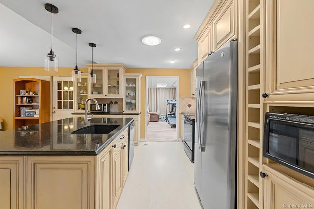 147 Horseblock Road, Centereach, NY 11720