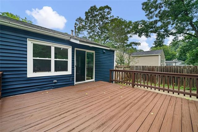 1097 Shepherds Lane NE, Atlanta, GA 30324