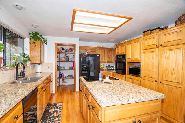 711 Cienaga Lane, Grants Pass, OR 97526