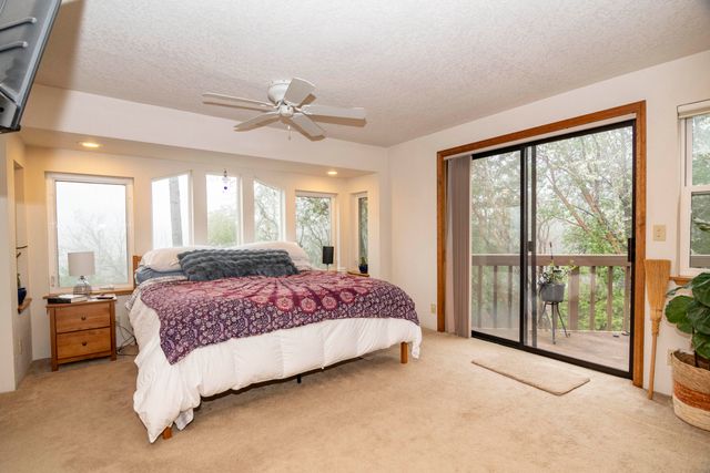 711 Cienaga Lane, Grants Pass, OR 97526